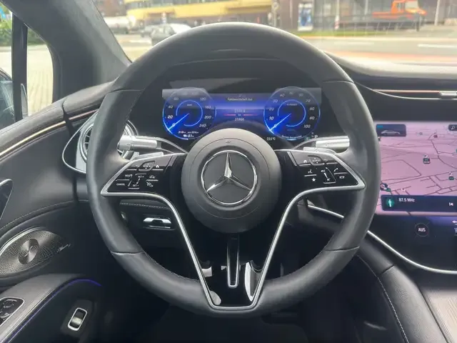 Mercedes-Benz EQS