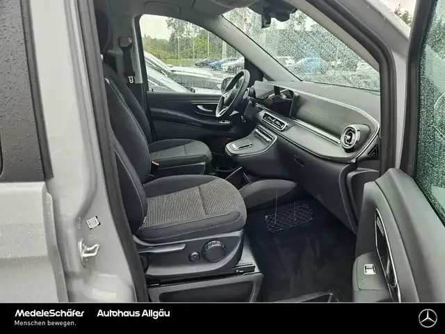 Mercedes-Benz EQV 300