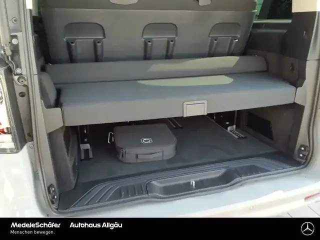 Mercedes-Benz EQV 300