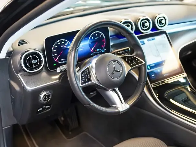 Mercedes-Benz C 220