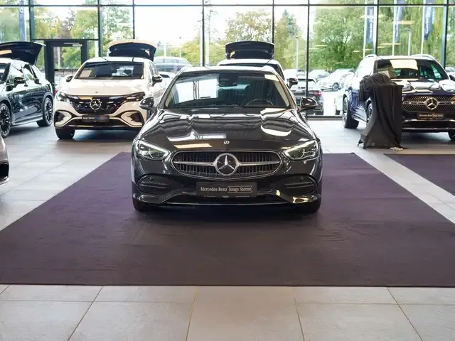Mercedes-Benz C 220