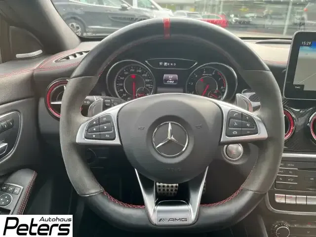 Mercedes-Benz CLA 45 AMG