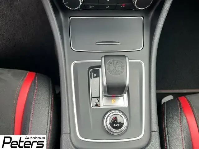 Mercedes-Benz CLA 45 AMG