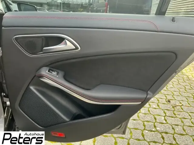 Mercedes-Benz CLA 45 AMG