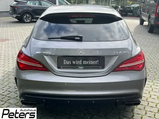 Mercedes-Benz CLA 45 AMG