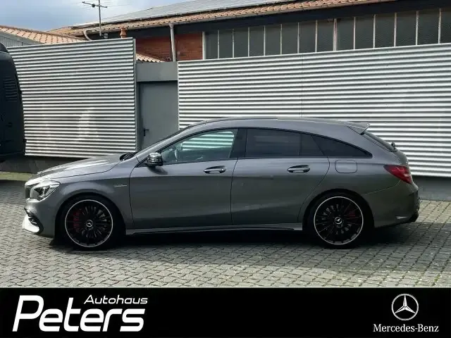 Mercedes-Benz CLA 45 AMG