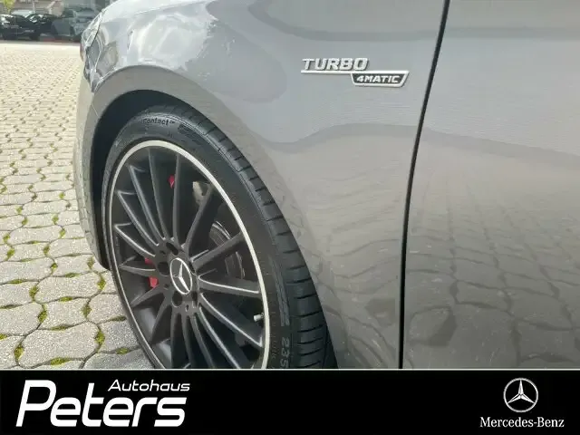 Mercedes-Benz CLA 45 AMG