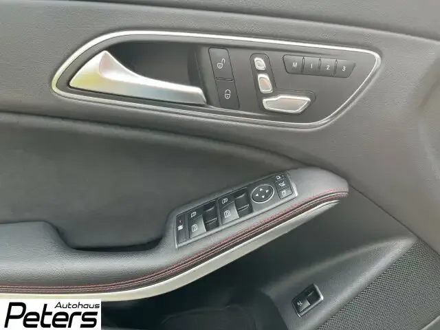 Mercedes-Benz CLA 45 AMG