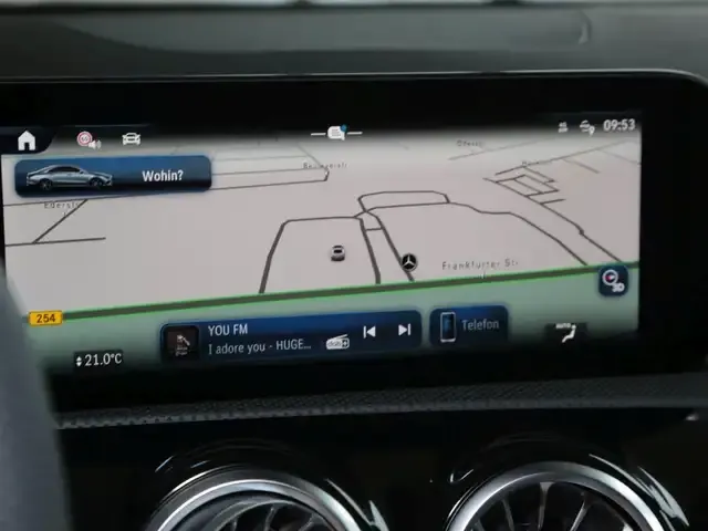 Mercedes-Benz CLA 200