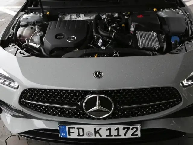 Mercedes-Benz CLA 200