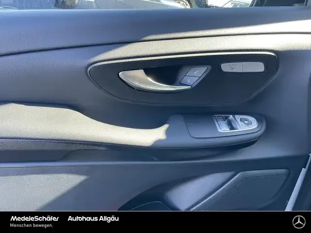 Mercedes-Benz EQV 300