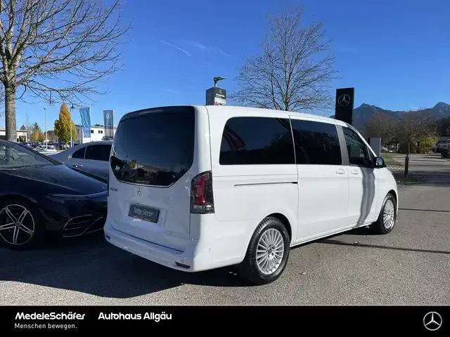 Mercedes-Benz EQV 300