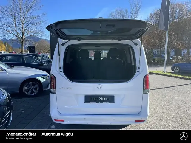 Mercedes-Benz EQV 300