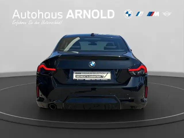 BMW 220