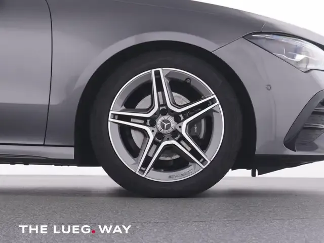 Mercedes-Benz CLA 180