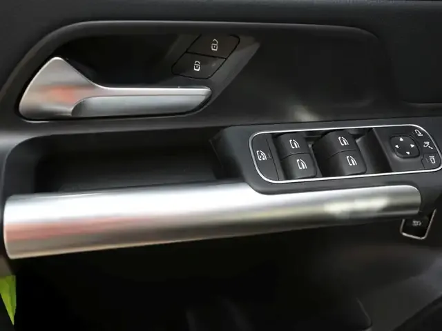 Mercedes-Benz GLA 180