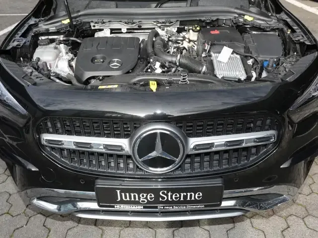 Mercedes-Benz GLA 180