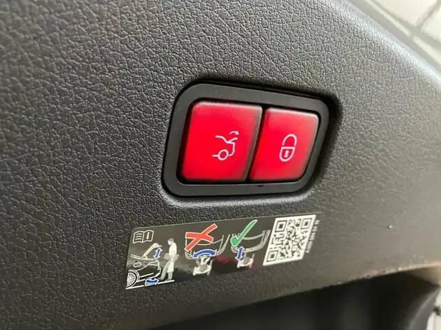 Mercedes-Benz CLE 300