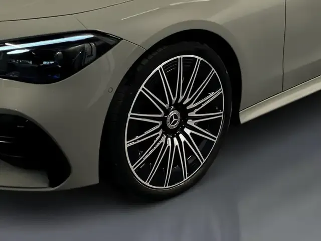 Mercedes-Benz CLE 300