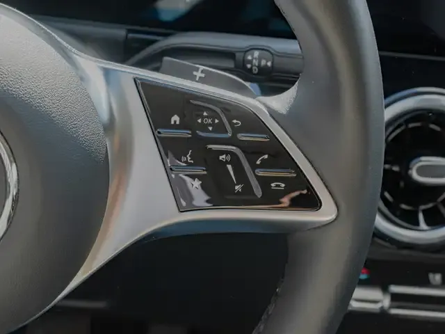 Mercedes-Benz GLA 180