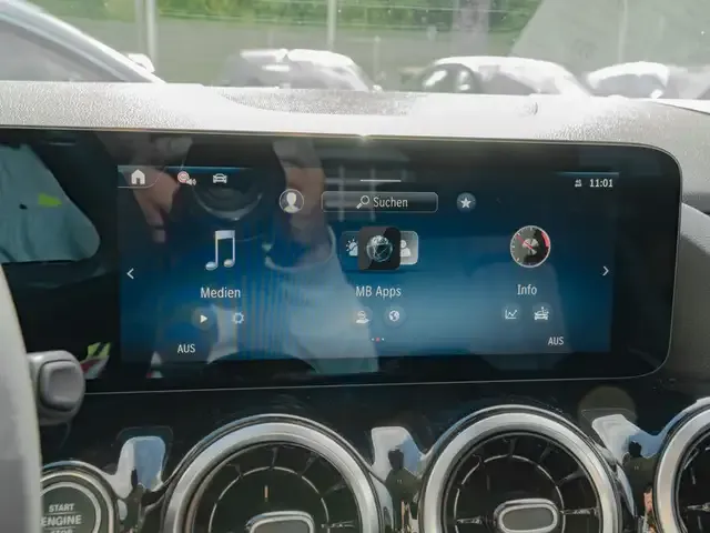 Mercedes-Benz GLA 180