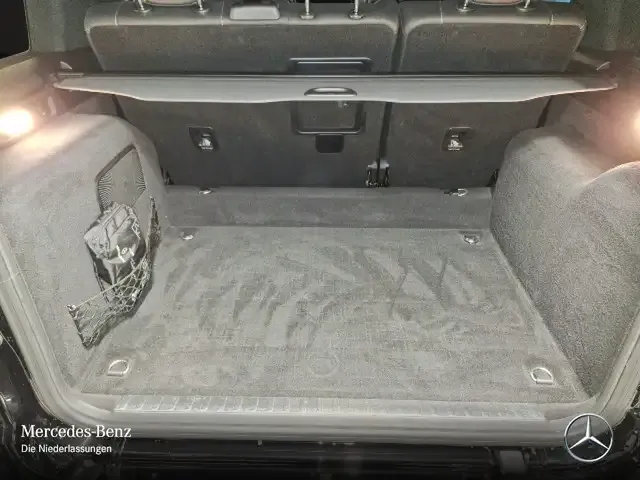 Mercedes-Benz G 400