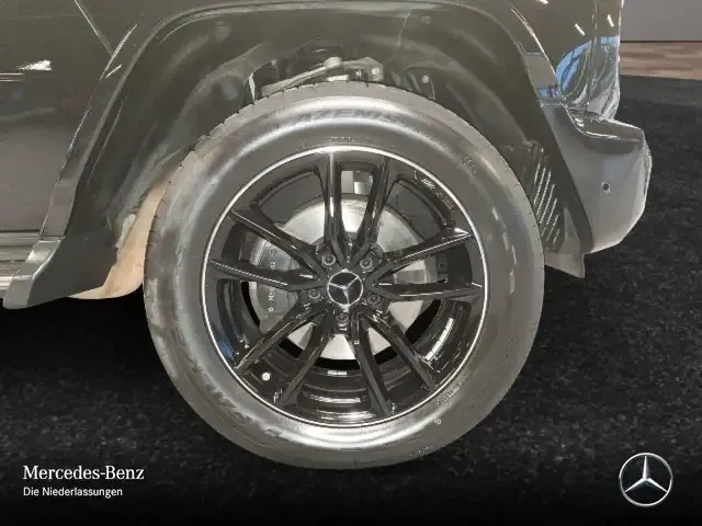 Mercedes-Benz G 400