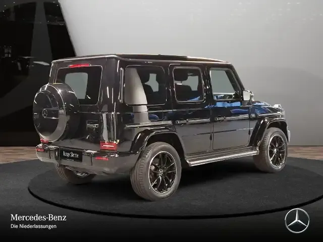 Mercedes-Benz G 400