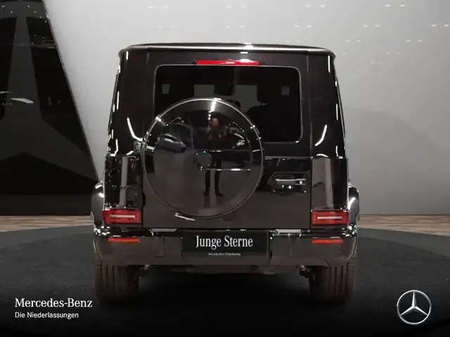 Mercedes-Benz G 400