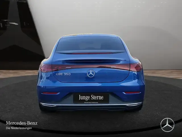 Mercedes-Benz EQE 350