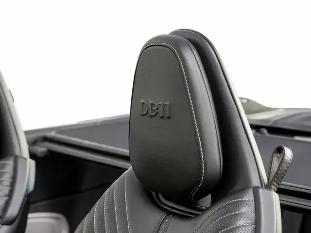 Aston Martin DB11