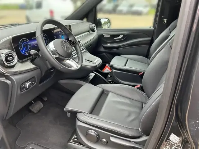 Mercedes-Benz EQV 300