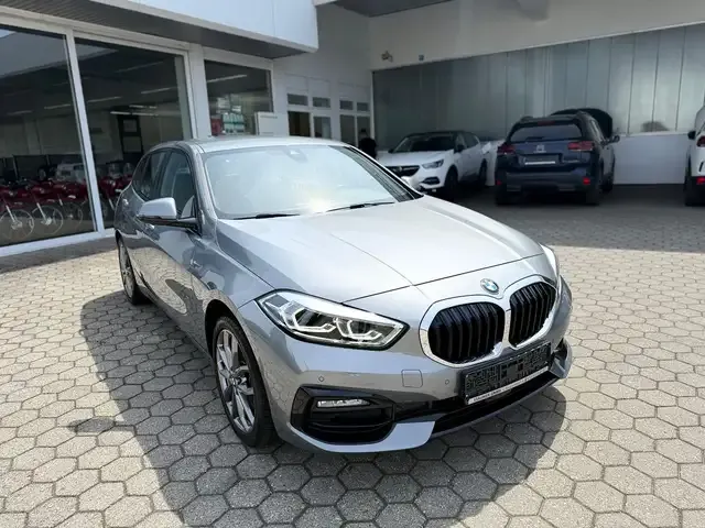 BMW 120