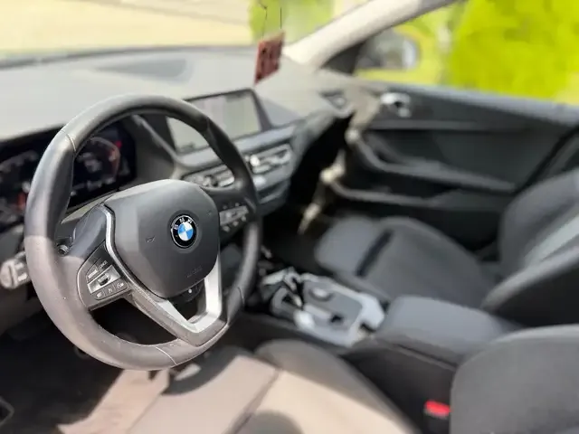 BMW 120