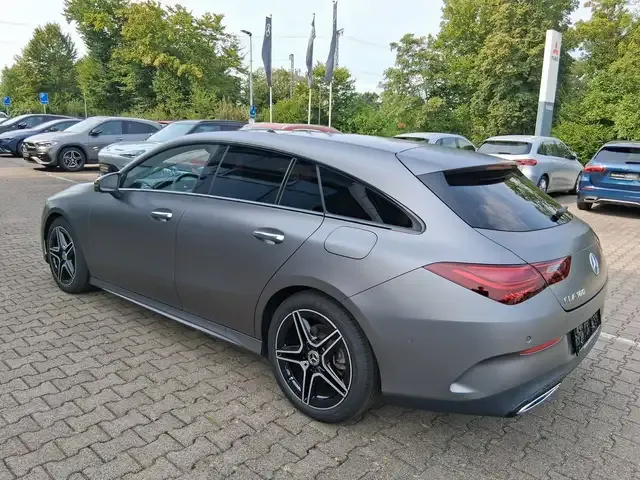 Mercedes-Benz CLA 180