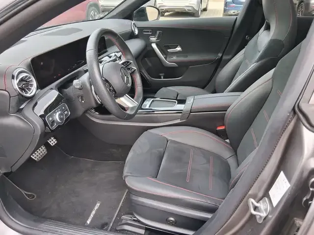 Mercedes-Benz CLA 180