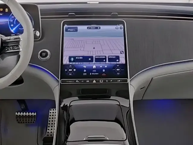 Mercedes-Benz EQE SUV