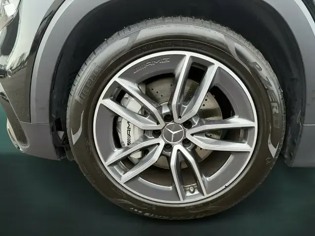 Mercedes-Benz GLB 35 AMG