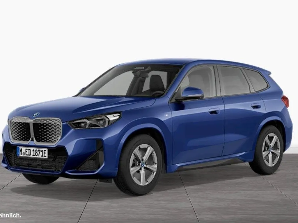 BMW iX1