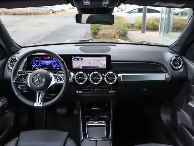 Mercedes-Benz EQB 300