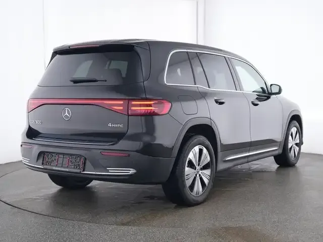 Mercedes-Benz EQB 300