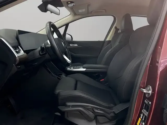 BMW 225