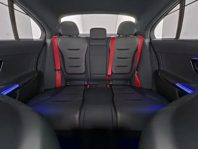 Mercedes-Benz C 63 AMG