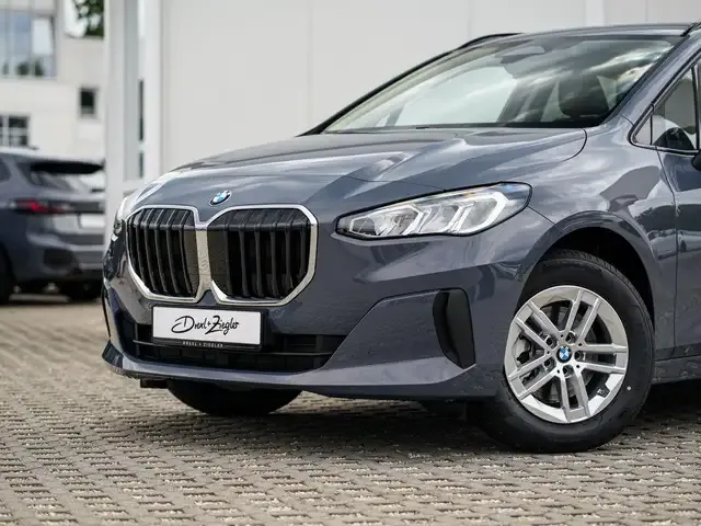 BMW 220
