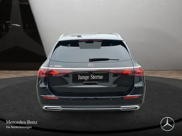 Mercedes-Benz E 300