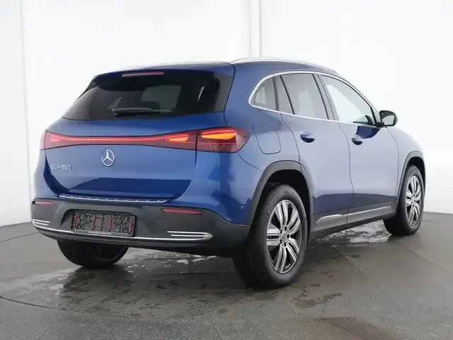 Mercedes-Benz EQA 250