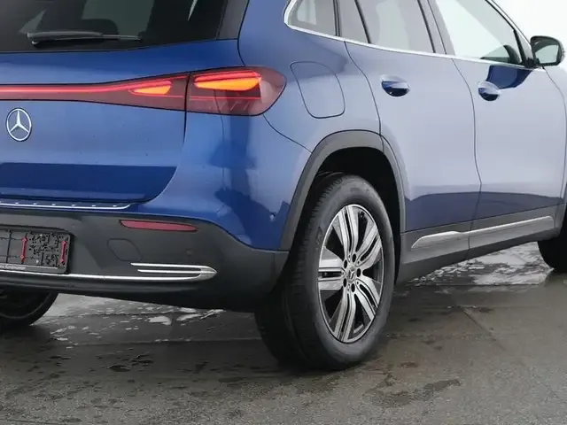 Mercedes-Benz EQA 250