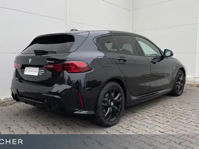 BMW 120