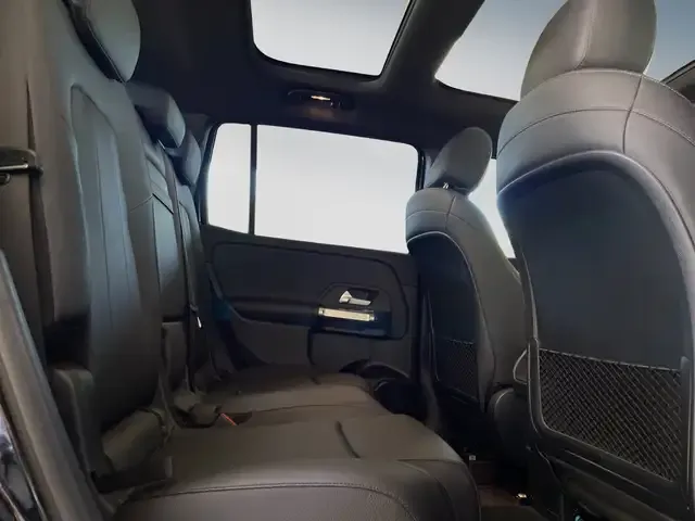 Mercedes-Benz GLB 180