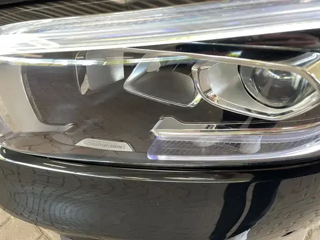 Mercedes-Benz GLB 180